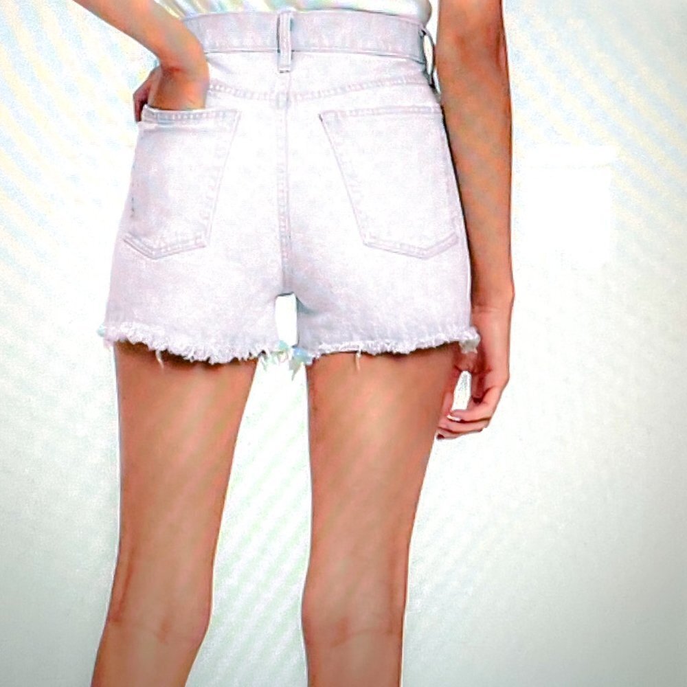 GAP High Rise 3" Denim Shorts in Spring Pink.  size 31" - Picture 2 of 14